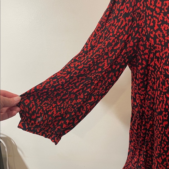 Zara Red and Black Patterned Blouse - Picture 5 of 11